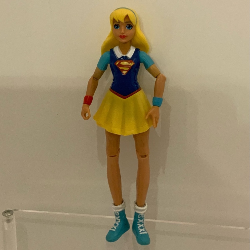 Superhero Action Figure - Super Girl